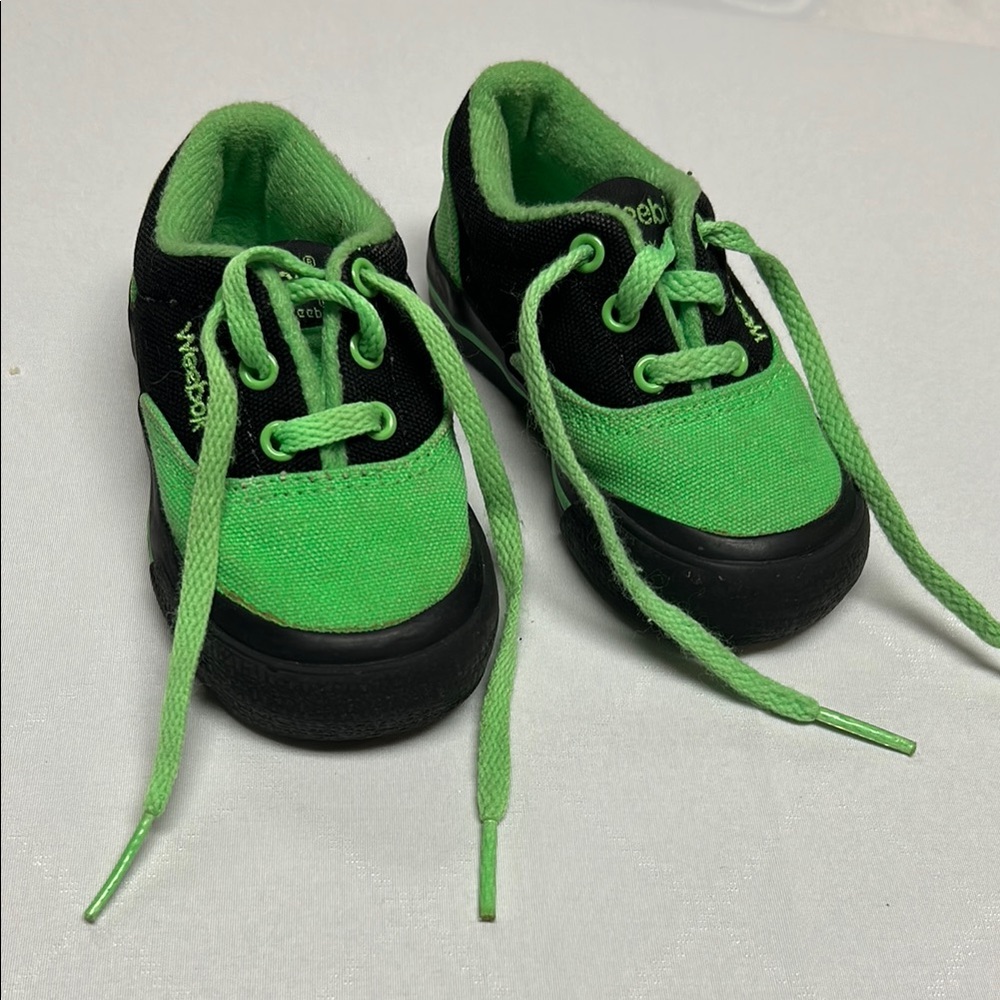 Vintage Weebok Toddler shoes